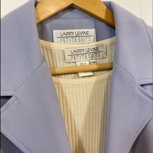 Larry Levine Petite Suits Blazer and Cami Size: 8P